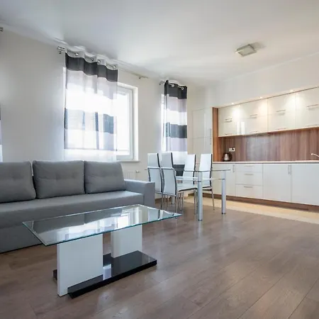 Notabene Wola Apartment-3